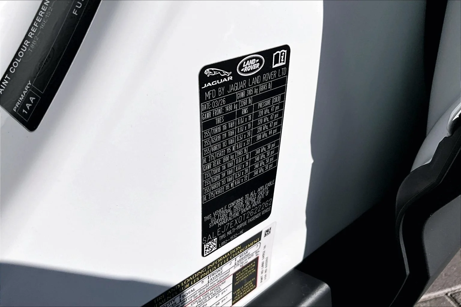 New 2026 Fuji White LAND ROVER S image 13