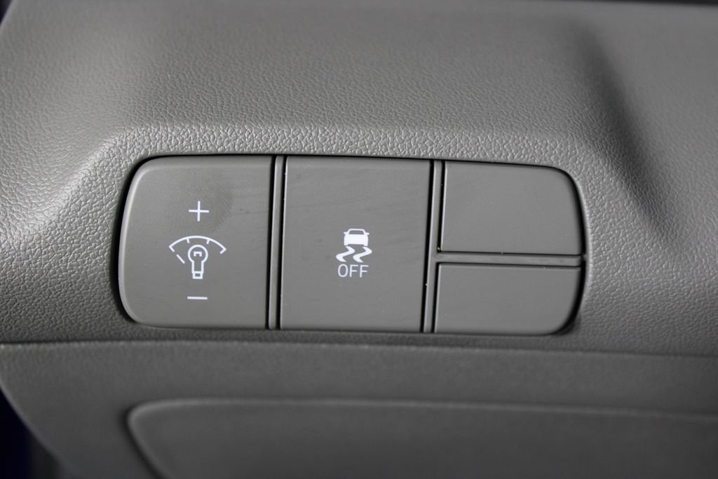 Certified Used 2024 Blue Hyundai SEL image 25