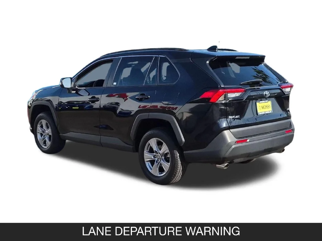 Used 2025 Black Toyota XLE image 7