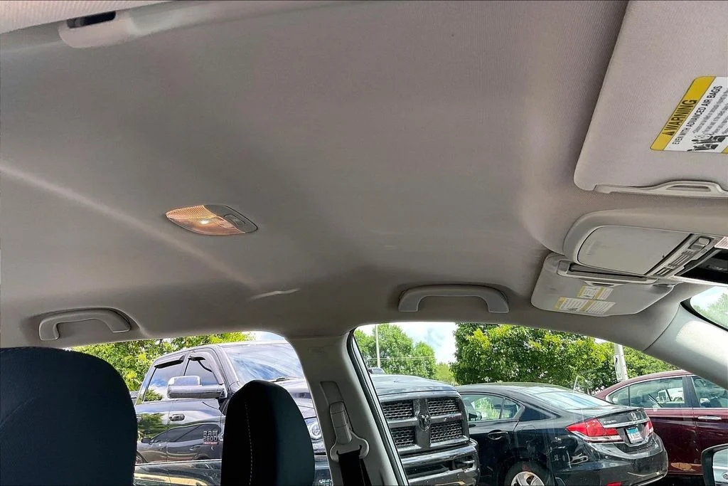Used 2019 Silver Subaru Base image 25