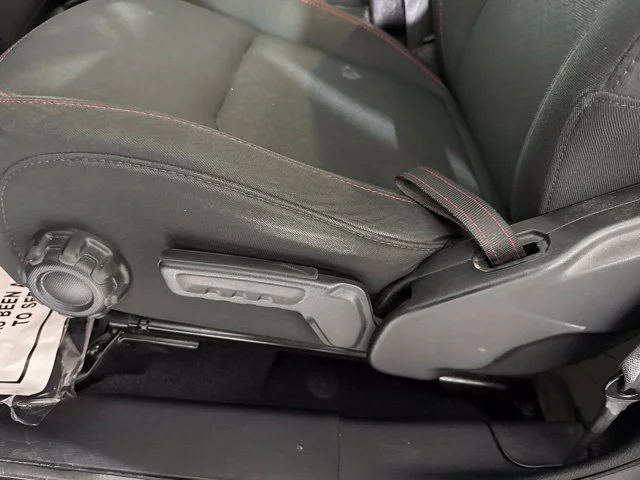 Used 2020 Gray Jeep Rubicon image 16