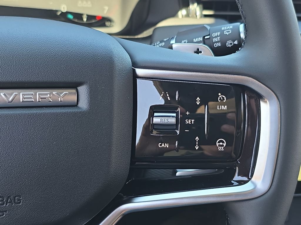 New 2026 Carpathian Grey Land Rover Landmark image 18