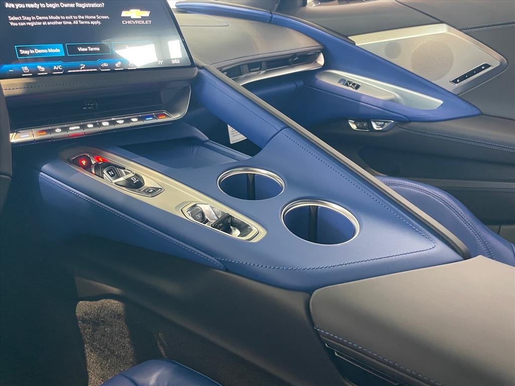 2027 Chevrolet Corvette 3LT - Photo 14