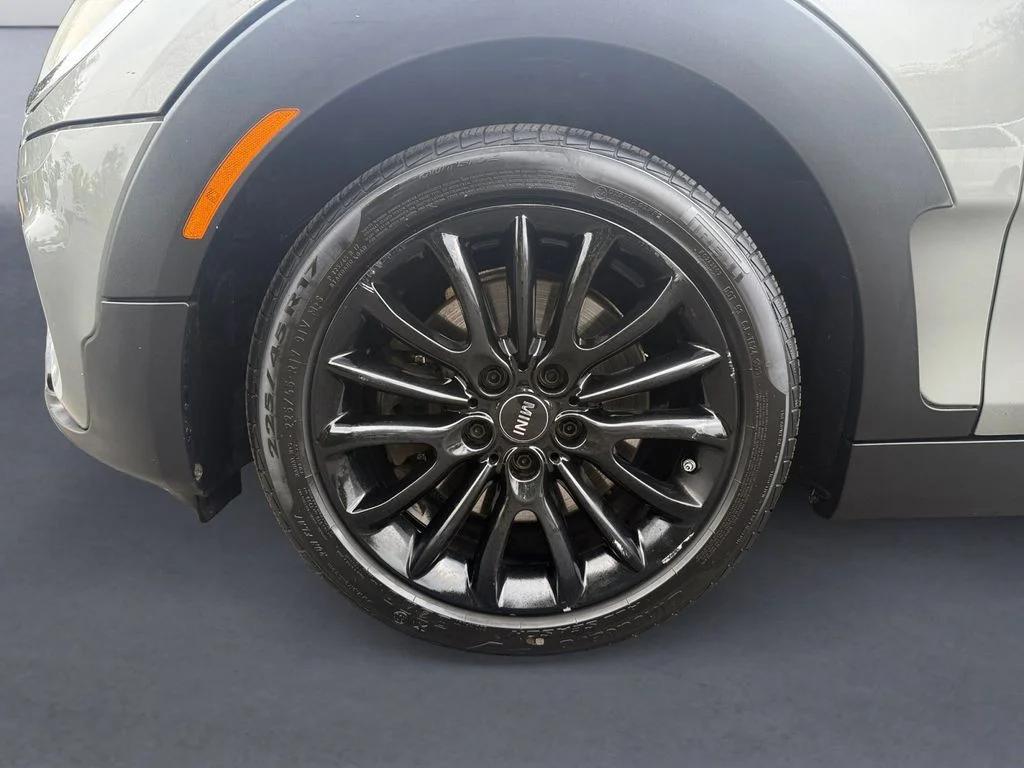 Used 2017 Gray MINI Clubman image 10
