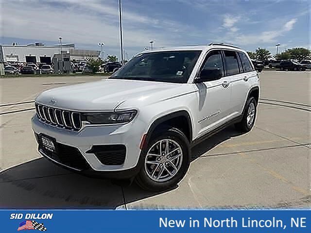 2026 Jeep Grand Cherokee Laredo