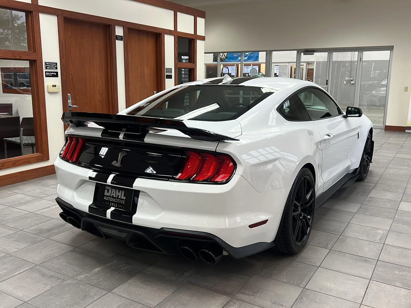 Used 2021 Oxford White Ford Shelby GT500 image 6