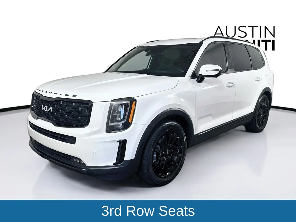 Used 2022 White Kia SX image 3