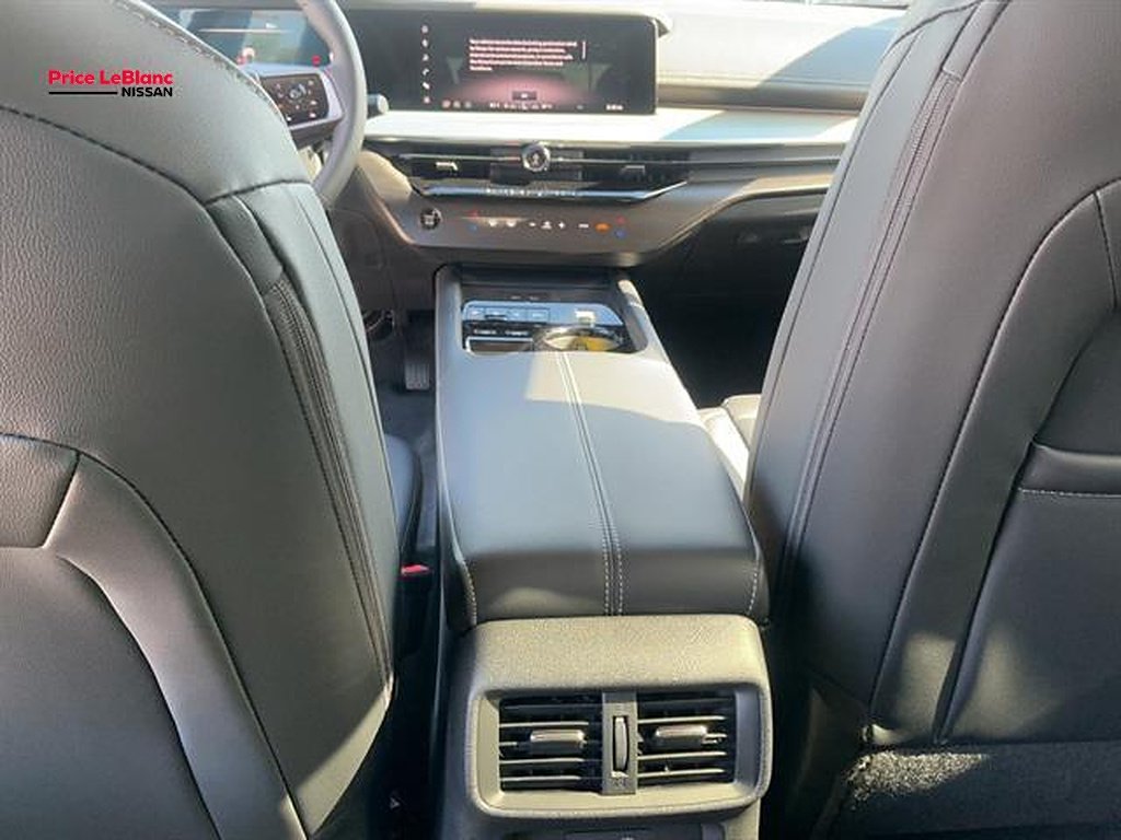 New 2026 Champagne Silver Metallic Nissan SL image 19
