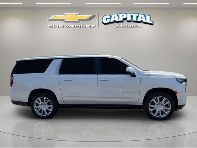 Used 2024 Beige Chevrolet High Country image 7