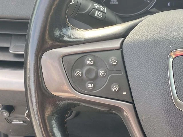 Used 2022 Black GMC AT4 image 22