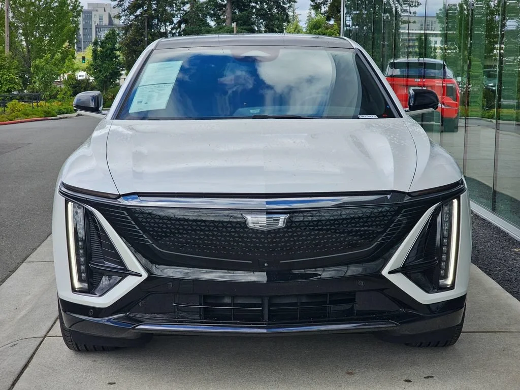 Certified Used 2024 Crystal White Tricoat Cadillac Sport 1 image 8