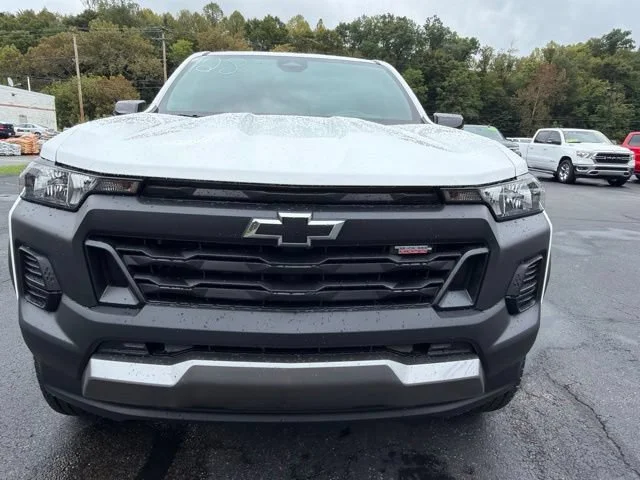 Used 2026 Apex Red Chevrolet LT image 7