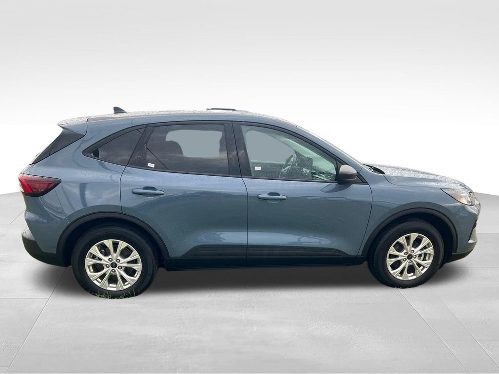 Used 2025 Blue Ford Active image 6