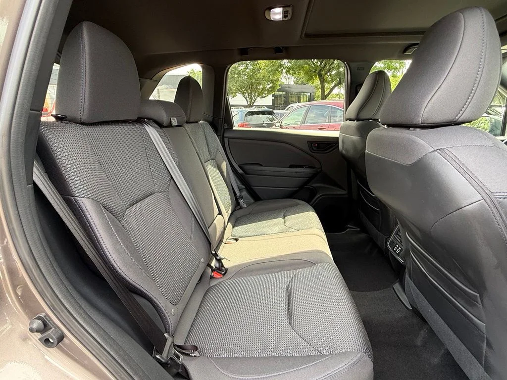 Used 2025 Brilliant Bronze Metallic Subaru Premium image 26