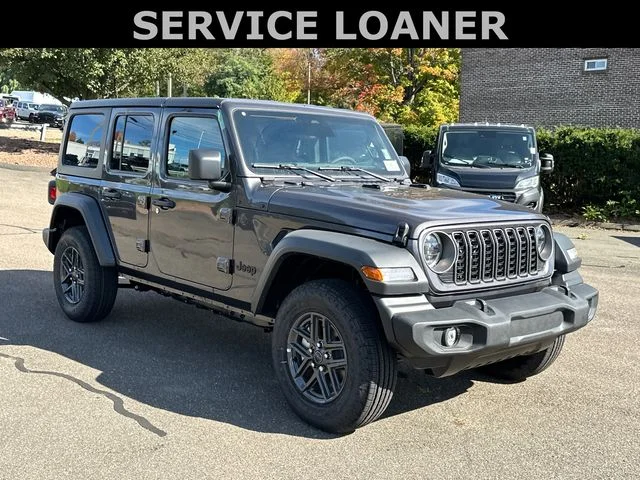 New 2026 Granite Crystal Metallic Clear-Coat Exterior Paint Jeep Sport S image 5