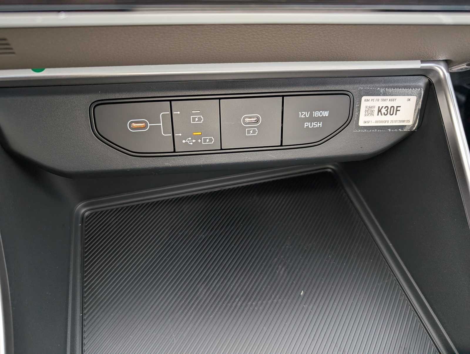 2026 Kia Carnival LXS - Photo 25