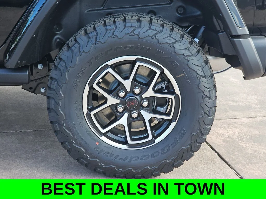 New 2026 Black Clearcoat Jeep Rubicon image 35