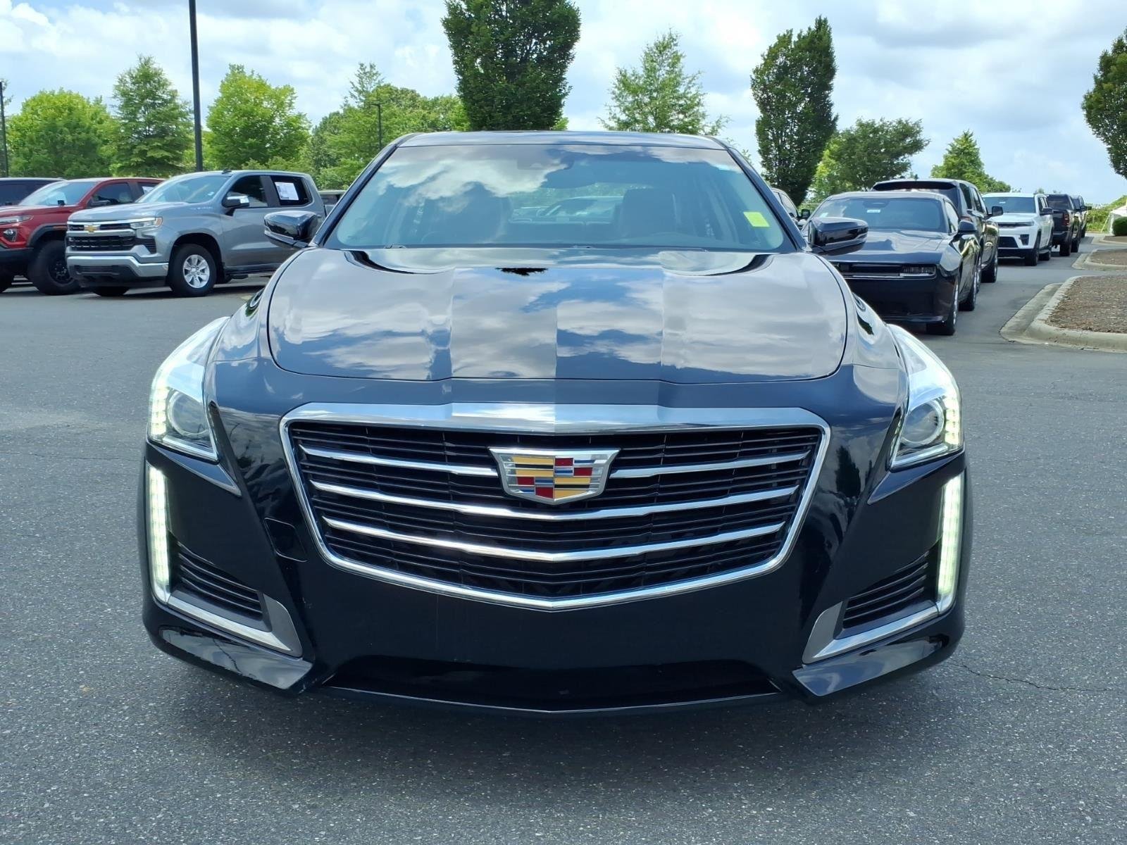 Used 2019 Black Raven Cadillac Luxury AWD image 13