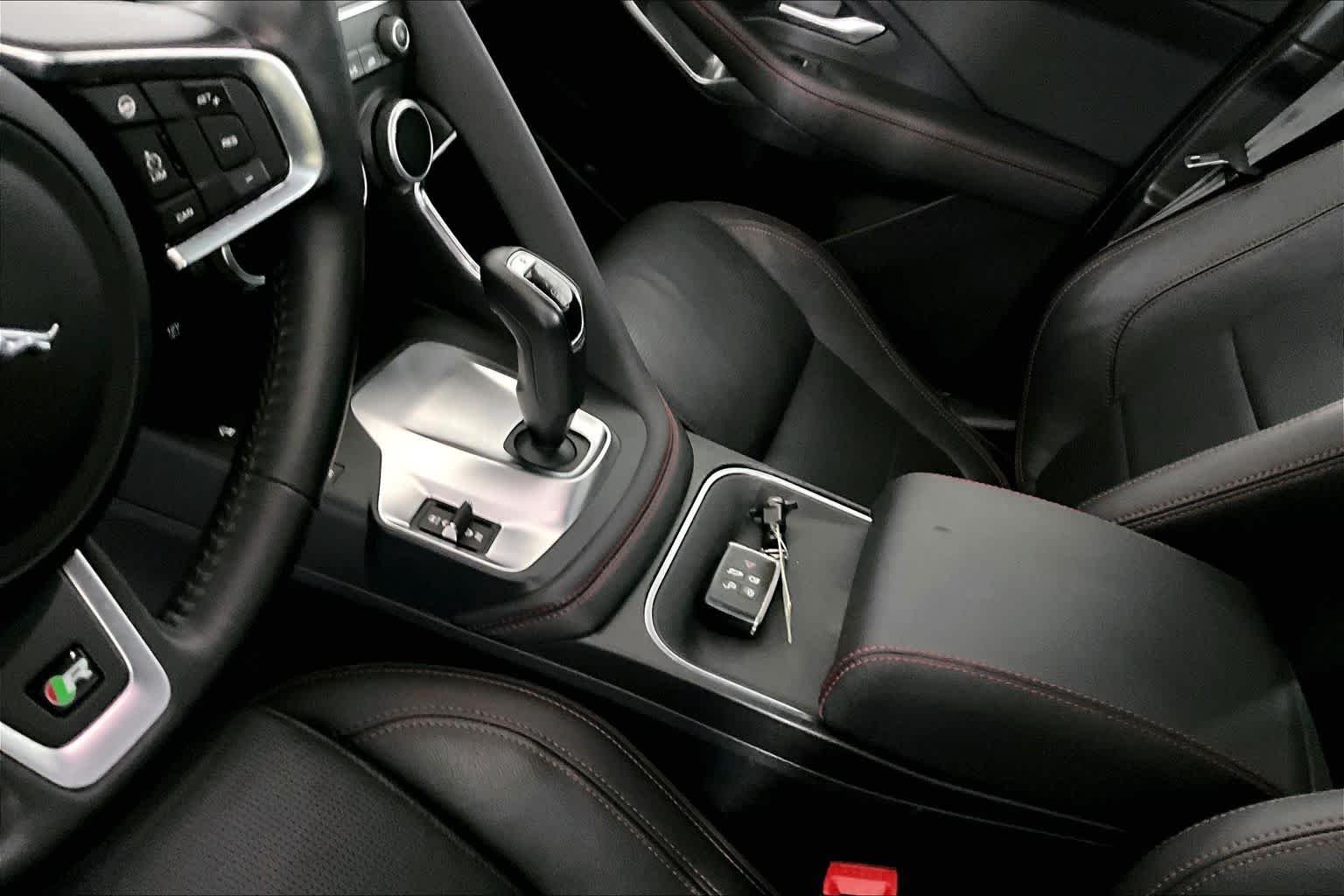 Used 2020 Yulong White Metallic Jaguar Checkered Flag Edition image 17