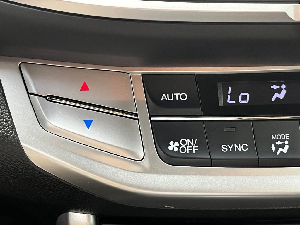 Used 2015 Alabaster Silver Metallic Honda Sport image 6