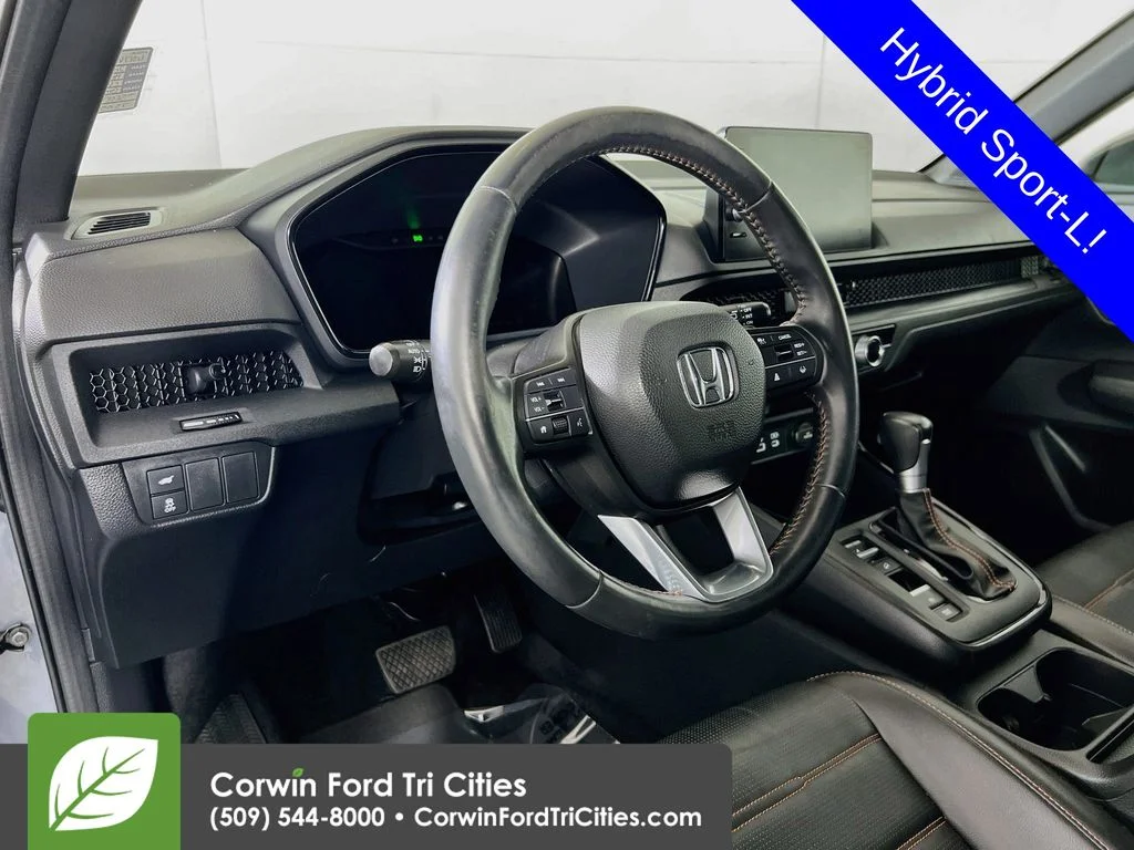 Used 2025 Urban Gray Pearl Honda Sport-L image 3