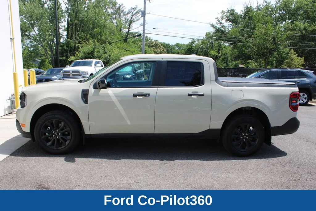 Used 2024  Ford XLT image 12