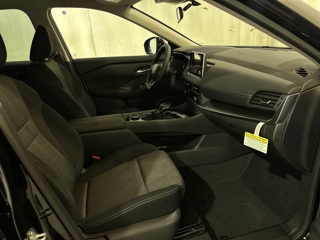 2026 Nissan Rogue SV - Photo 14