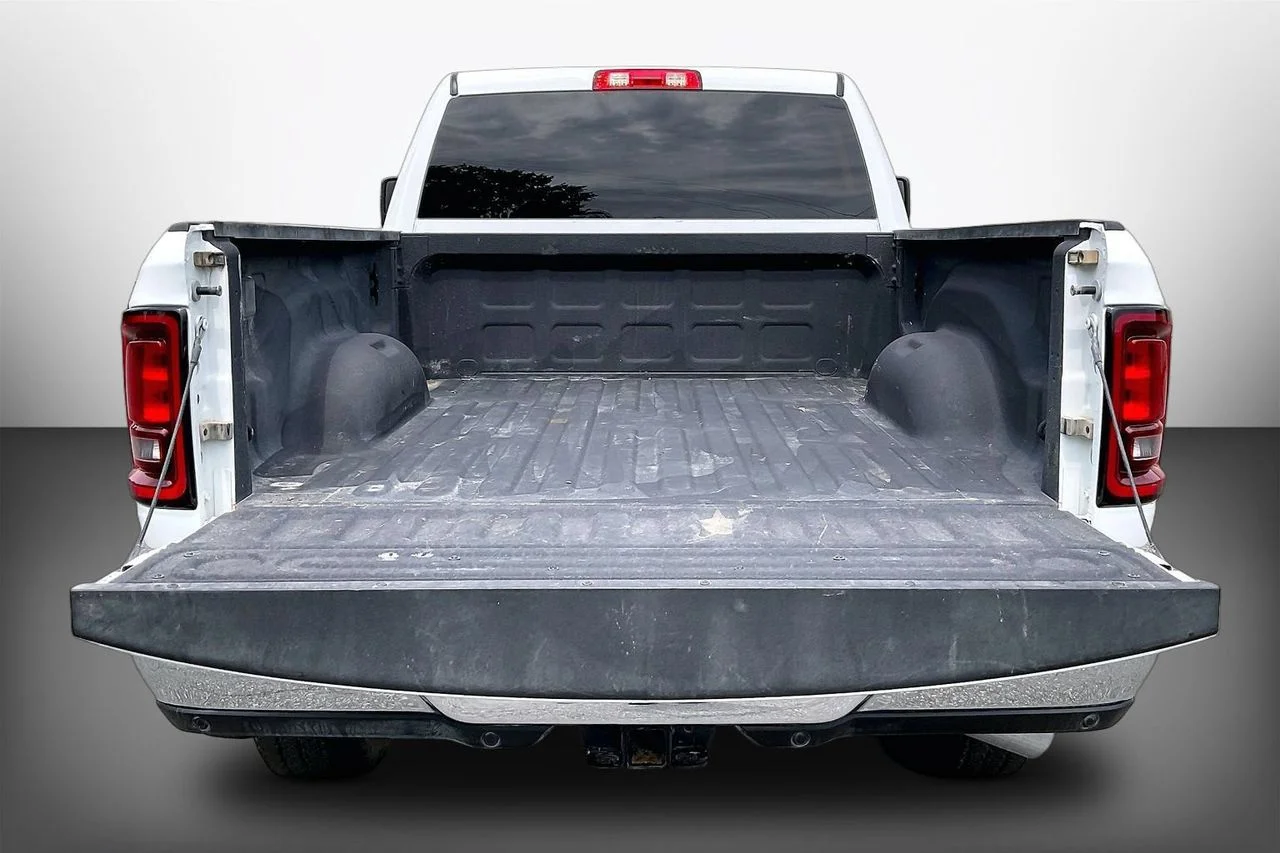 Used 2025 White Ram Big Horn image 26