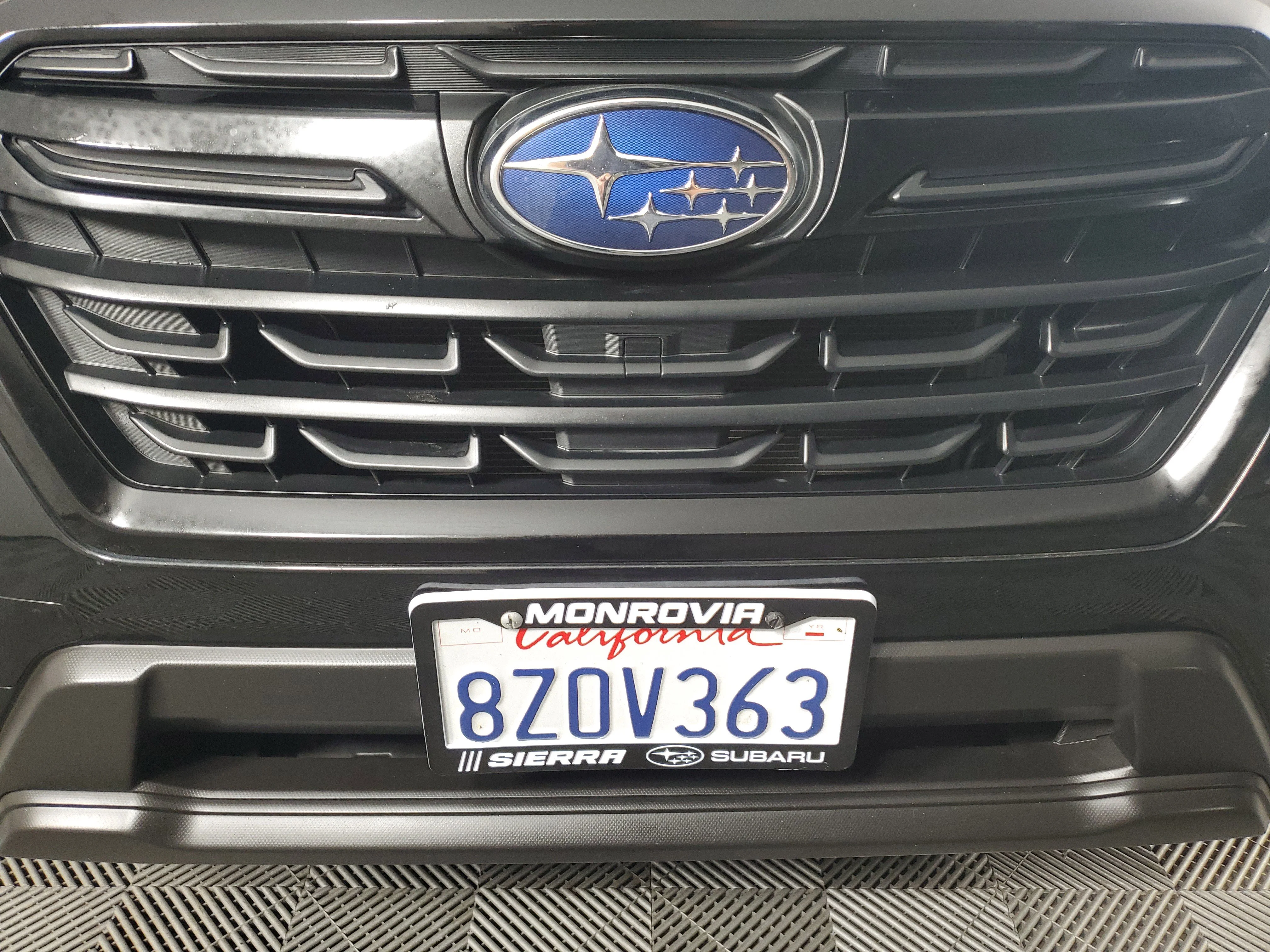 Used 2022 Crystal Black Silica Subaru Premium image 10