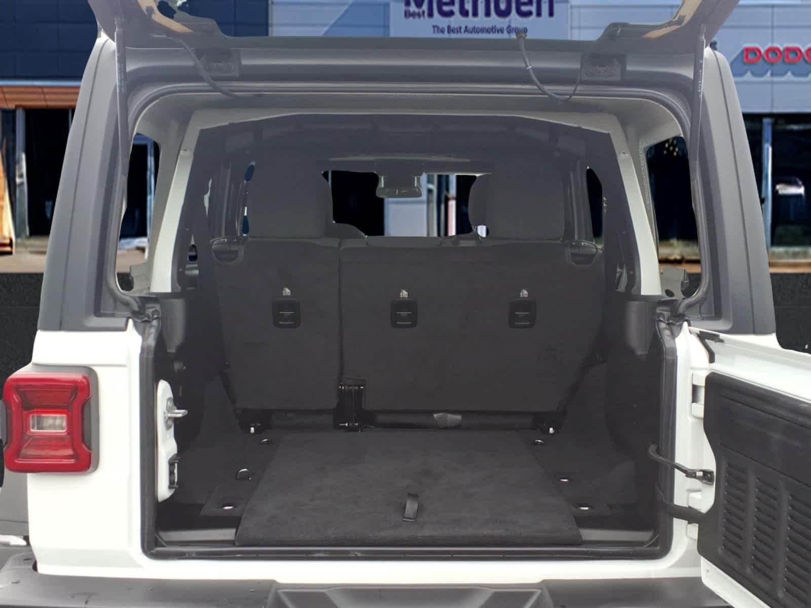 Used 2026 Bright White Clearcoat Jeep Rubicon image 6