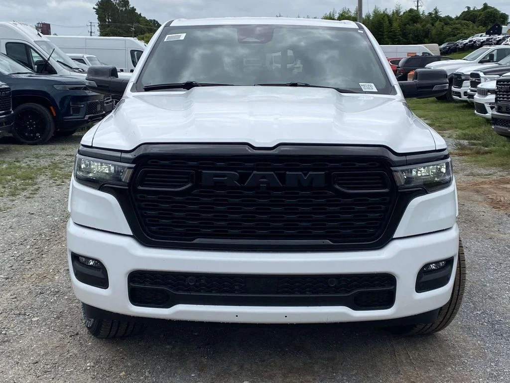 New 2026 Bright White Clearcoat RAM Big Horn/Lone Star image 33
