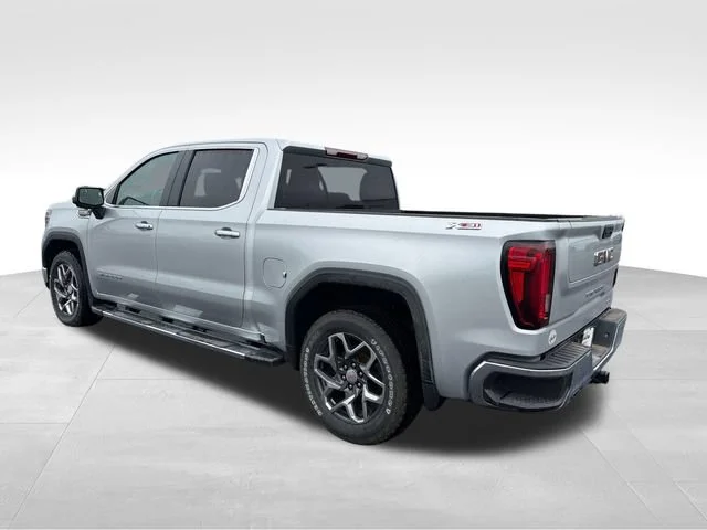 Used 2022 QUICKSILVER METALLIC GMC SLT image 3