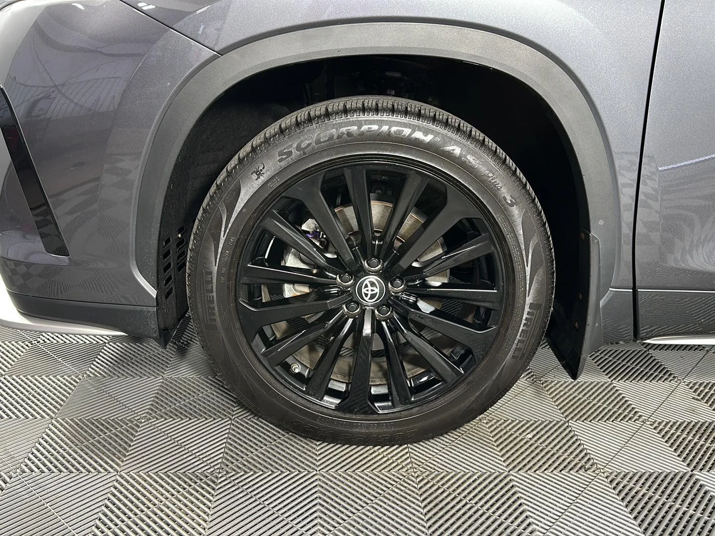 Used 2023 Magnetic Gray Metallic Toyota XSE image 9