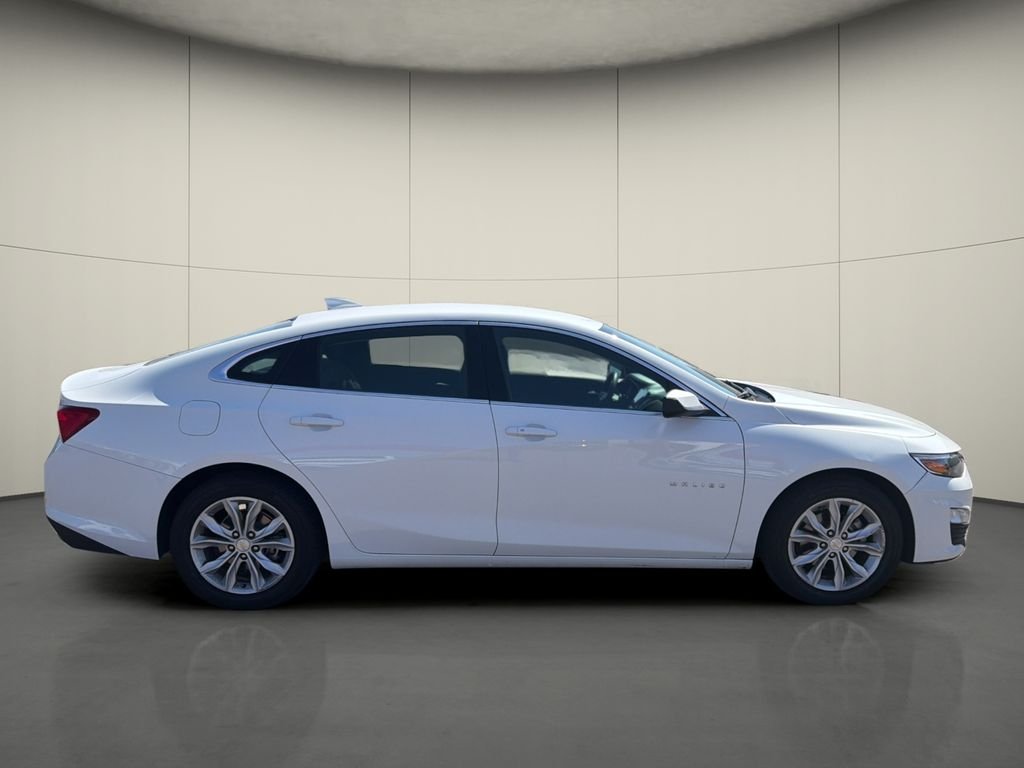 Used 2024 White Chevrolet LT image 8