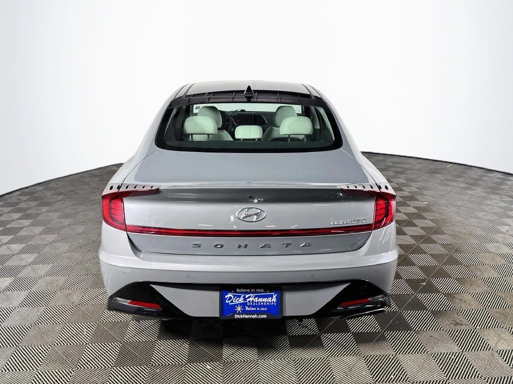 Used 2022 Gray Hyundai Limited image 7