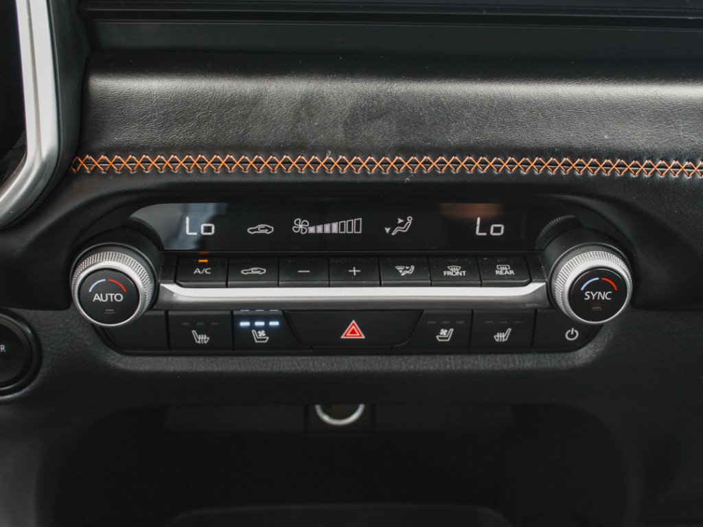 Certified Used 2026 Bet Black Mica Mazda Premium image 19
