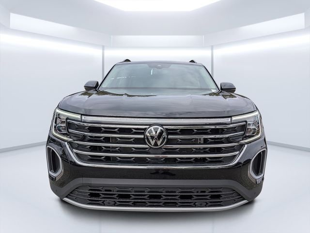 New 2026 Black Volkswagen 2.0T SE w/Technology image 8