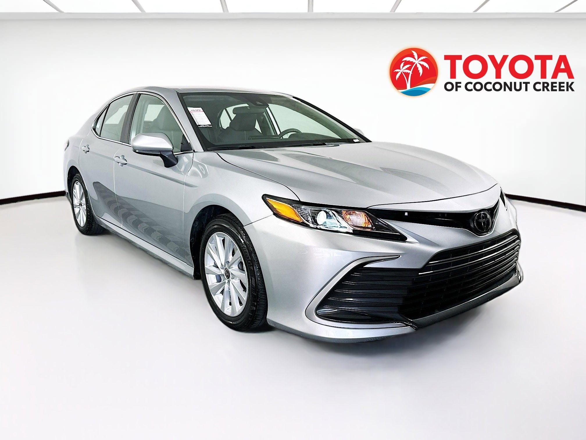 2023 Toyota Camry thumbnail 3