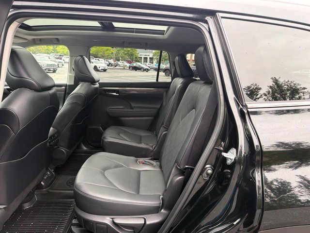 Used 2022 Midnight Black Metallic Toyota Platinum image 26