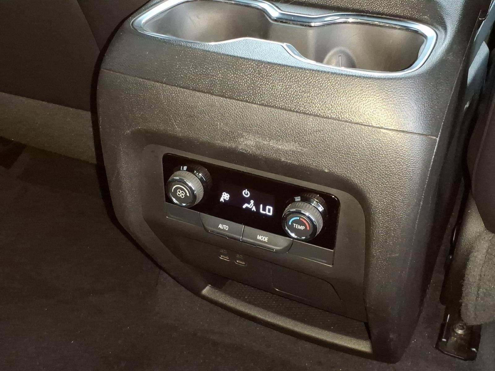 Used 2025 Summit White Chevrolet AWD LT image 20