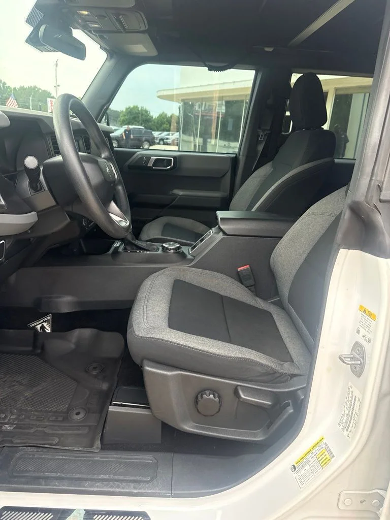 Used 2021 Oxford White Ford Base image 6