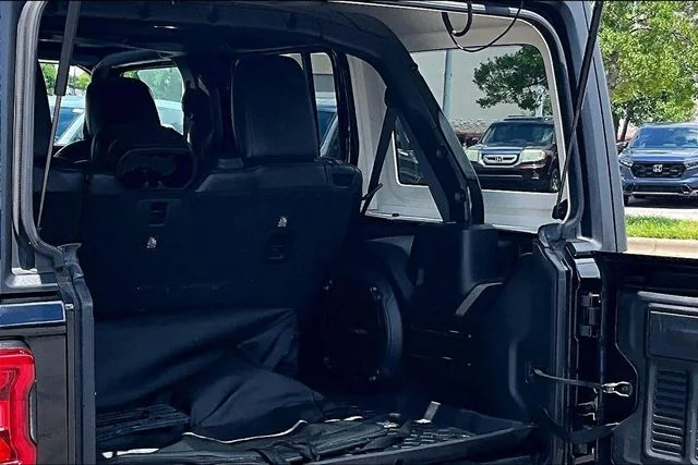 Used 2018 Black Jeep Unlimited Rubicon image 31