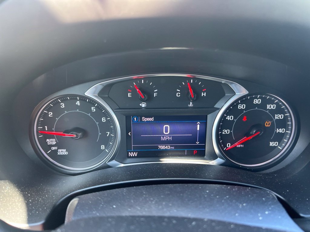 Used 2019 White GMC SLE image 8
