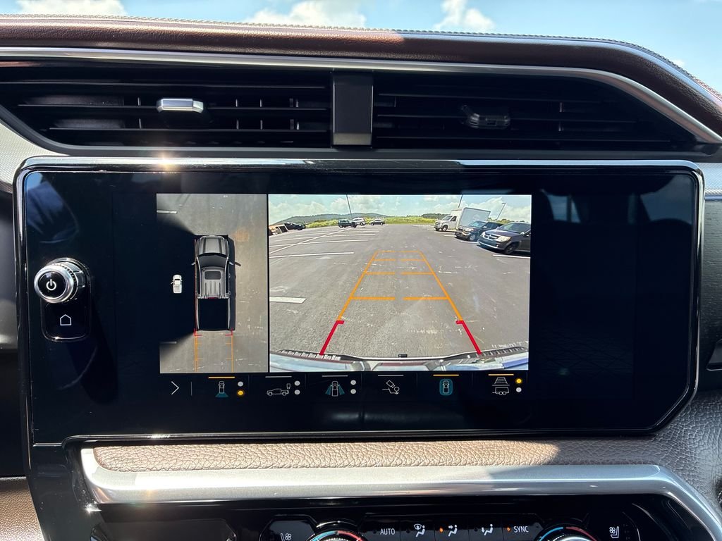 Used 2023 White GMC Denali image 15
