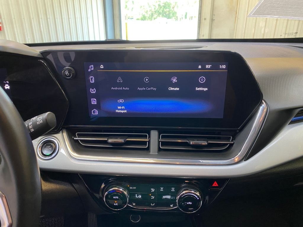 Used 2025 Black Chevrolet LT image 35