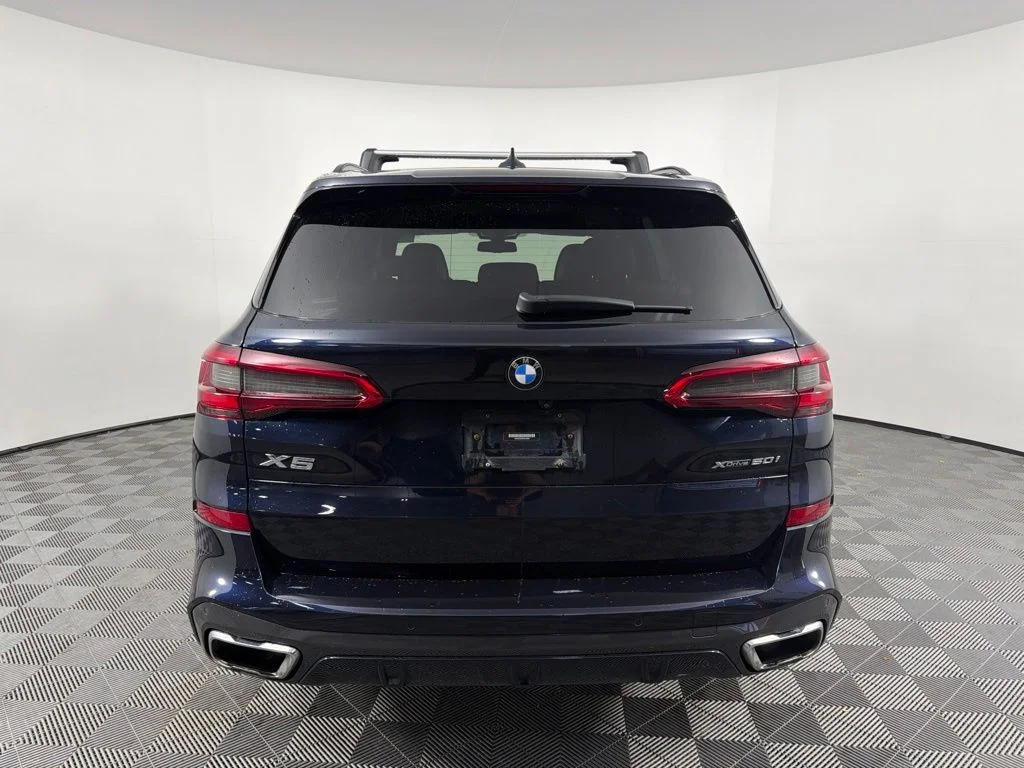 Used 2019 Black BMW xDrive50i image 6