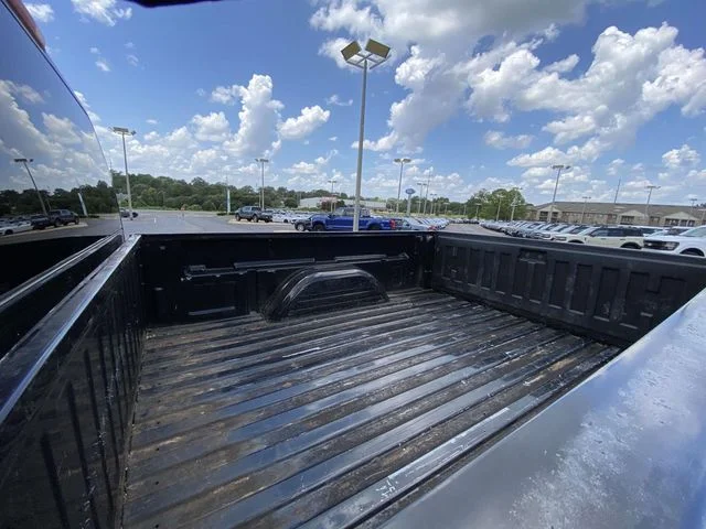 Used 2001 Black GMC SLE image 9