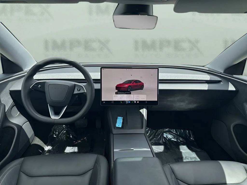 Used 2024  Tesla Long Range image 15
