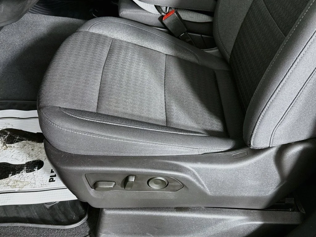 Used 2023 Black GMC SLE image 19