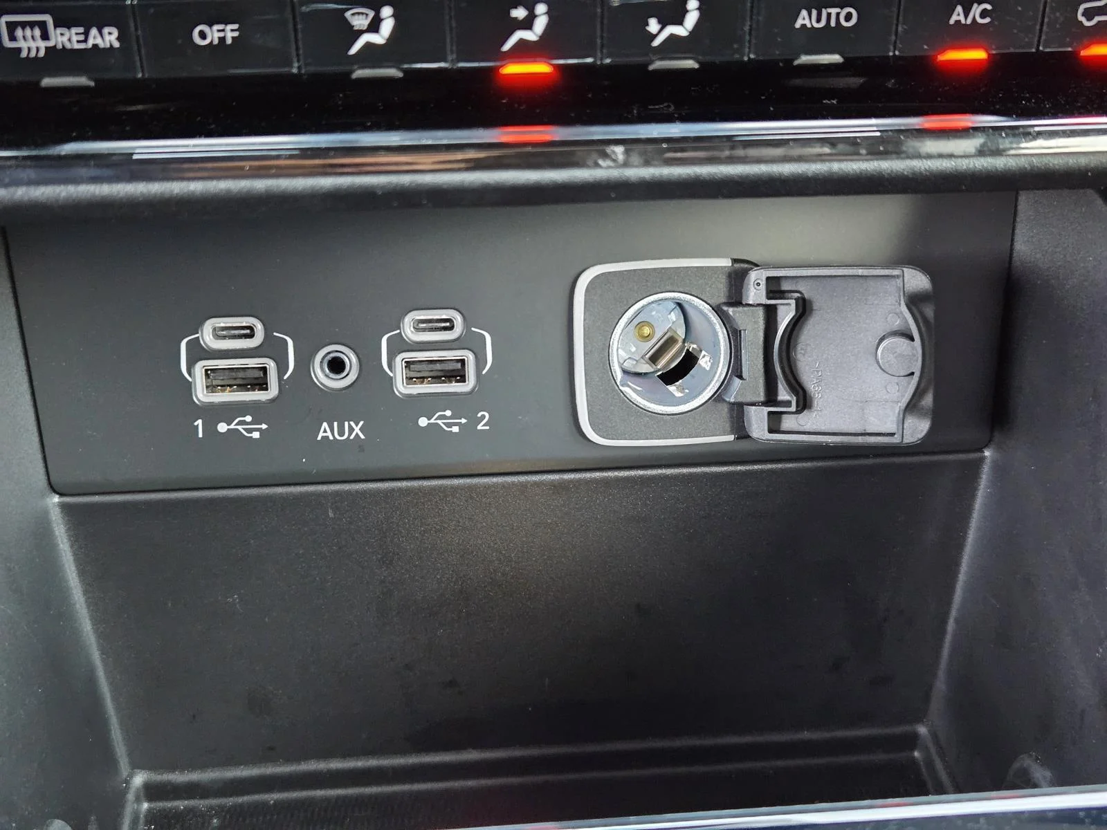 2025 Jeep Grand Cherokee Laredo - Photo 13